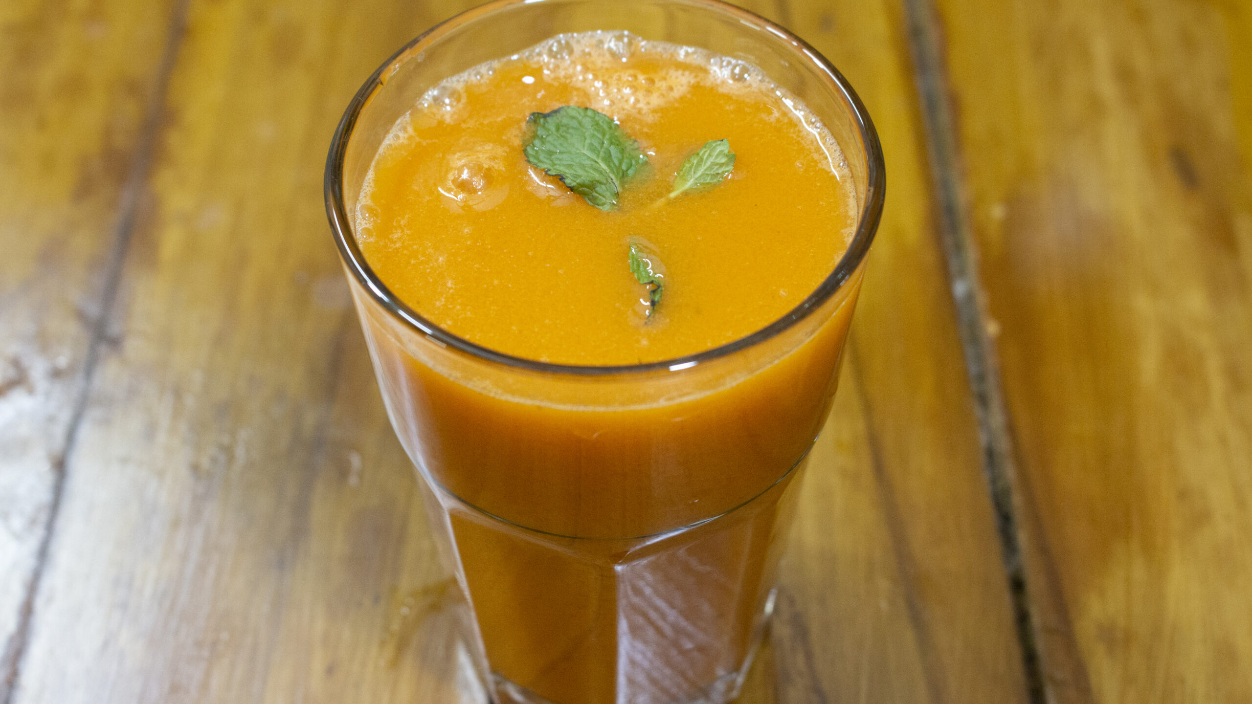 How To Make Carrot Juice At Home